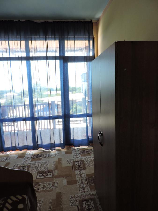 Guesthouse U Moti New Athos Exterior foto
